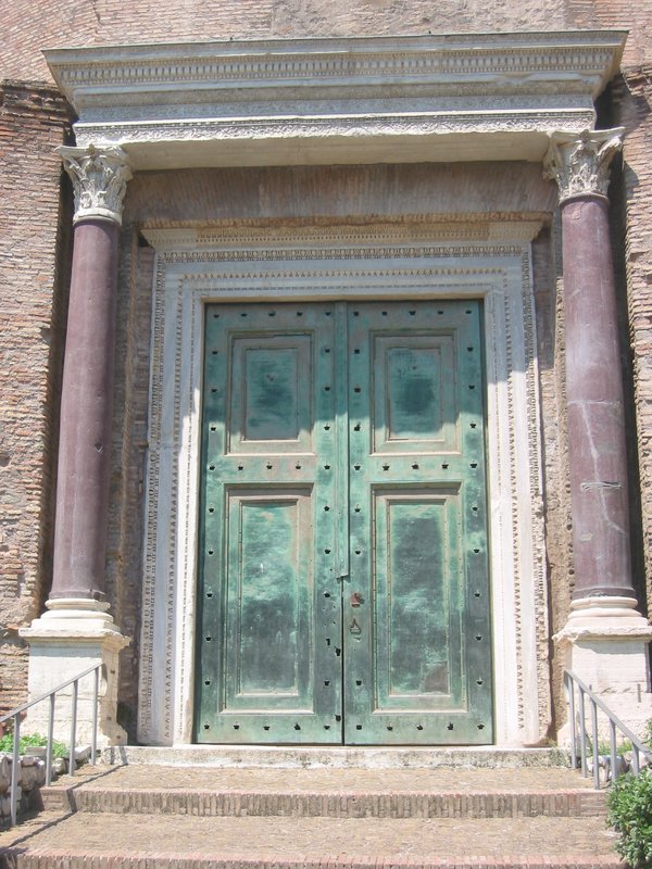 temple-de-romulus